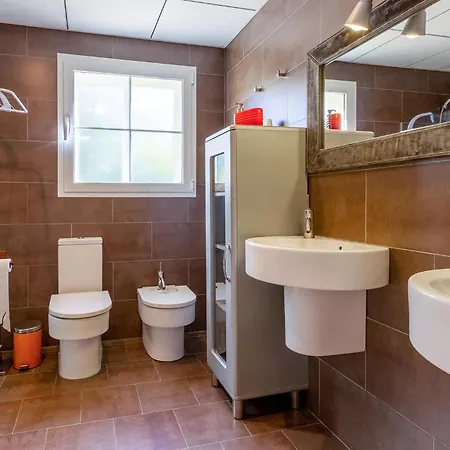 度假居 3 Bedroom Gorgeous In 布索特